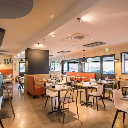 Brit La Rochelle 3* Периньи