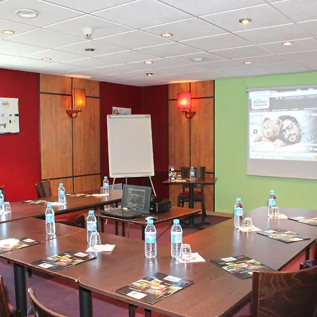 Отель Brit La Rochelle