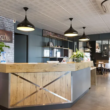 Отель Brit La Rochelle