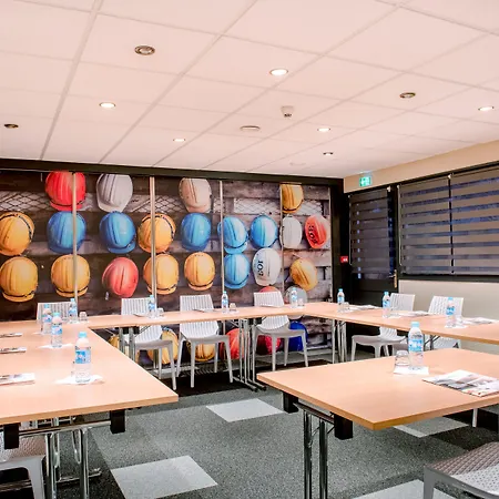 Brit La Rochelle Отель