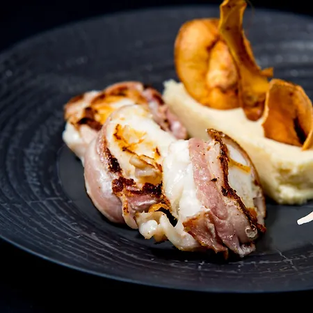 Brit La Rochelle 3* Периньи