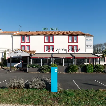 Отель Brit La Rochelle