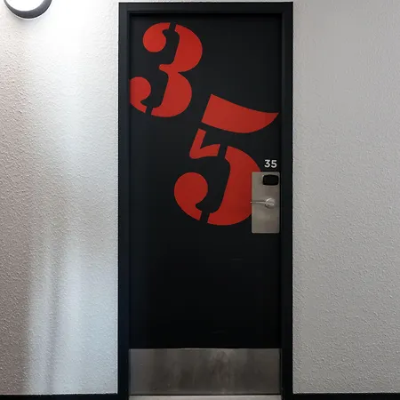 Brit La Rochelle 酒店 佩里尼