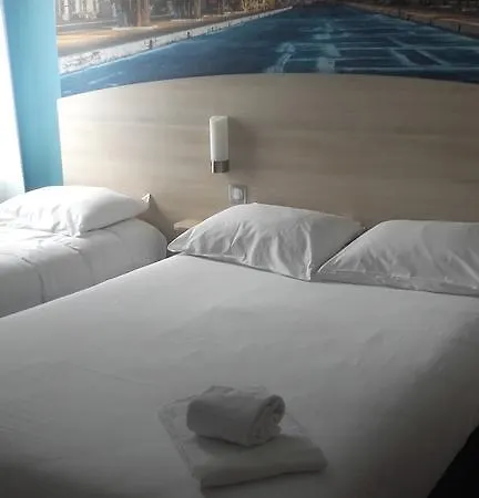 Brit La Rochelle Периньи