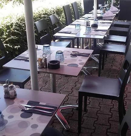 Hotel Brit La Rochelle 3*