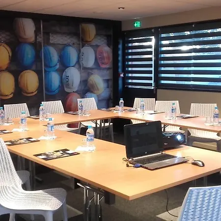 Отель Brit La Rochelle