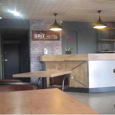 Отель Brit La Rochelle