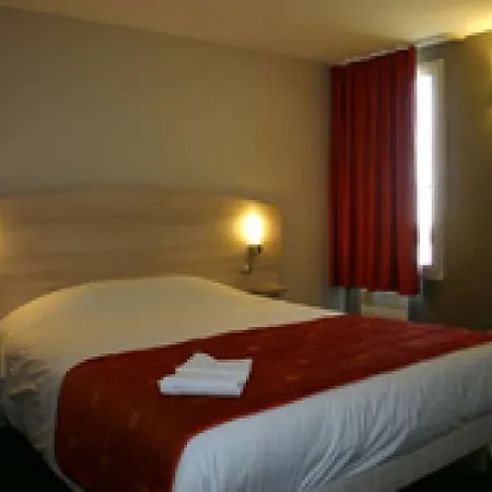 Отель Brit La Rochelle Периньи