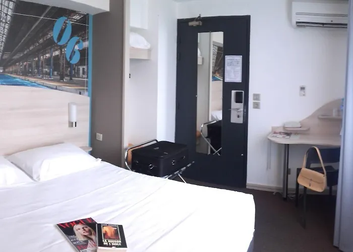 Hotel Brit La Rochelle 3*